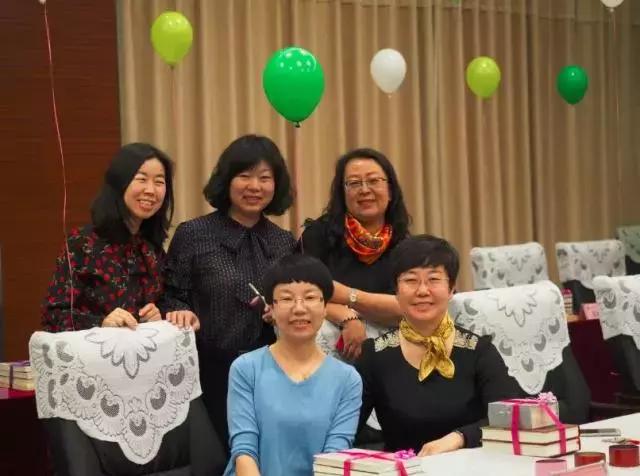 Ů����ؼ����������컨����Զһʮ��~